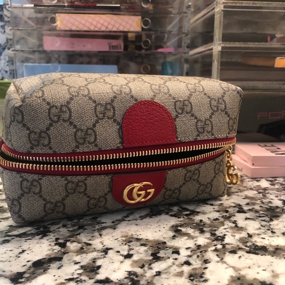 Gucci Handbags - Gucci Cosmetic Pouch